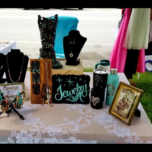 Patti Posh Ambassador 👠👗👚📦✈️🚐😊 💰5⭐️⭐️⭐️⭐️⭐️ - Picture 3 of 8